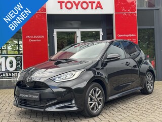 Toyota Yaris 1.5 Hybrid 115 Dynamic PARKEERSENSOREN V+A BLIND SPOT STOEL/STUUR VERWARMING