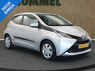 Toyota Aygo 1.0 VVT-i x-play - ORIGINEEL NEDERLANDSE AUTO - CAMERA - AIRCO - GROOT MULTIMEDIASYSTEEM - LEDEREN STUUR - TOERENTELLER - RESERVEWIEL - VOLLEDIGE ONDERHOUDSHISTORIE - BLUETOOTH -  MULTIFUNCTIONEEL STUUR