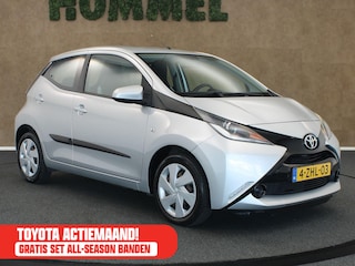 Toyota Aygo 1.0 VVT-i x-play - ORIGINEEL NEDERLANDSE AUTO - CAMERA - AIRCO - GROOT MULTIMEDIASYSTEEM - LEDEREN STUUR - TOERENTELLER - RESERVEWIEL - VOLLEDIGE ONDERHOUDSHISTORIE - BLUETOOTH -  MULTIFUNCTIONEEL STUUR