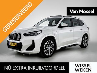 BMW X1 xDrive25e | M-SPORT | PANO-SCHUIFDAK | LEER | 360 CAMERA | STOELVERWARMING |