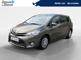 Toyota Corolla Verso 1.8 VVT-i Dynamic | Trekhaak | Winter en Zomerset |