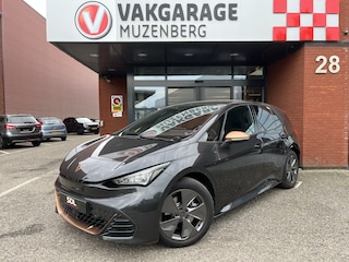 Cupra Born Business Plus Copper 62 kWh // ADAPT. CRUISE // FULL LED // CAMERA+SENSOREN // SFEERVERLICHTING // NAVI+CARPLAY //