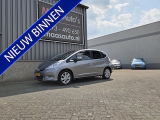 Honda Jazz 1.4 Hybrid hoge-instap Elegance uitvoering automaat panorama-dak