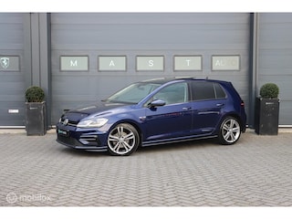 Volkswagen Golf 1.5 TSI Highline Business R|PANO|Massage|ACC|NAP