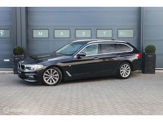 BMW 5-serie Touring 520d xDrive High Executive|LED|Climate|HiFi
