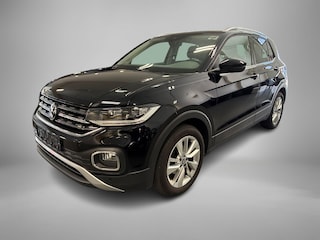 Volkswagen T-Cross 1.0 TSI 110pk DSG Style · Camera · Keyless · Dodehoeksensor · Apple/Android Car Play · Stoelverwarming · 17"Velgen ·