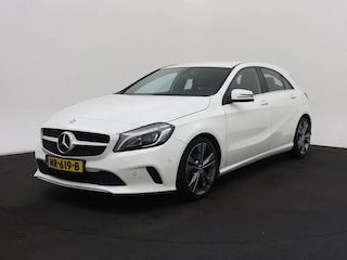 Mercedes-Benz A-klasse 180 | Stoelverw. | Camera | Led | 18 inch