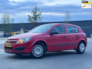 Opel Astra 1.4 Essentia