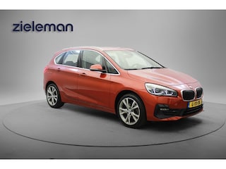 BMW 2-serie Tourer 218i Executive Edition - Carplay, Camera, Half Leer, Headup Display