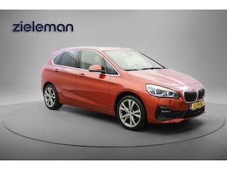 BMW 2-serie Tourer 218i Executive Edition - Carplay, Camera, Half Leer, Headup Display