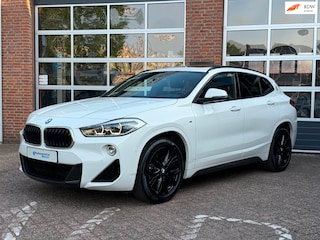 BMW X2 SDrive20i M Sport, navi, adapt cruise, pano dak, keyless, leder