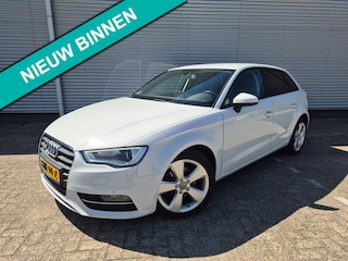Audi A3 SPORTBACK 1.6 TDI Design Pro Line Plus,Navigatie,Parkeesensoren ,Xenon,17Inch,nwe Distributie