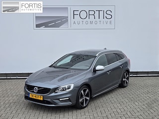 Volvo V60 2.0 T4 Business Sport R design NL-AUTO | PANODAK | LEDER | CAMERA | TREKHAAK