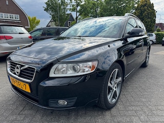 Volvo V50 1.6 D2 S/S Limited Edition 84kW,Apk 15/5/27,Airco,Navi,Leder,Trekhaak,Nap