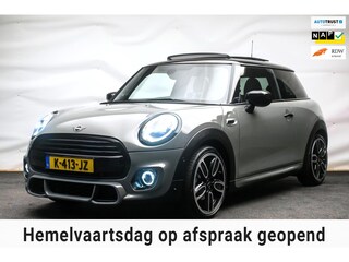 Mini Mini/Cabrio/Clubman/Countryman 1.5 Dalston Edition JCW NL-auto [ Panoramadak Harman Kardon HUD Digital Dash Alcantara ]