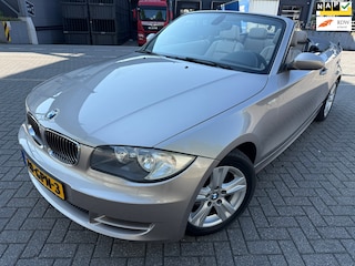 BMW 1-serie Cabrio 118i High Executive*Climat-Airco*Park-Sensoren*Velgen*Leer*Cruise*APK*NAP