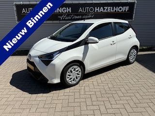Toyota Aygo 1.0 VVT-i x-play Als nieuw!!! | Airco | Apple Carplay/Android Auto | Bluetooth | Camera | RIJKLAARPRIJS INCL 12 MAANDEN GARANTIE EN BEURT