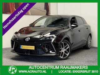 MG 4 ELECTRIC LUXURY LONG RANGE 204 PK 64 KWH FABRIEKGARANTIE TOT 2031 !!! NAVIGATIE ADAPTIVE CRUISE CONTROL APPLE CARPLAY/ANDROID 360 CAMERA STOEL EN STUURVERWARMING DODEHOEKSENSOREN RIJSTROOKSENSOREN KEYLESS GO ZEER MOOI !!