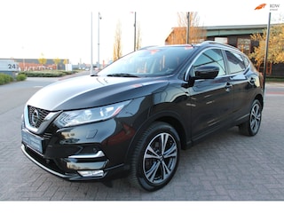 Nissan Qashqai 1.3 DIG-T Tekna + ZWART PANORAMADAK