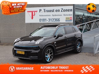 Lynk & Co 01 1.5 Panoramadak/360° Camera/Keyless/Lane assist/Adaptive cruise control/Apple carplay/Climate control/Stoelverwarming/Dodehoek detectie/Elektrisch sluitende achterklep/Elektrisch verstelbare stoel met geheugen