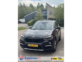 BMW X1 xDrive18d Executive | Vol. Leer | Panoroma | Trekhaak