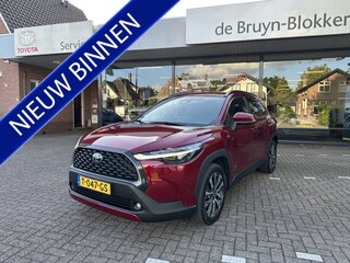 Toyota Corolla Cross 2.0 High Power Hybrid Style origineel Nederlandse auto, 1e eigenaar, dealeronderhouden, trekhaak, parkeersensoren voor en achter, Apple Carplay, Android Auto, halflederen bekleding, stoelverwarming, Toyota 10 jaar garantie programma, Toyota pechhulppas, r