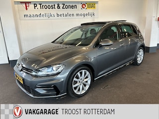 Volkswagen Golf 1.0 TSI R-Line | Panoramadak | Digital dashboard | Stoelmassage+Verwarming | Adaptieve cruise control | Achteruitrijcamera | Climate control | Apple carplay | Elek. inklapbare spiegels | Nederlands geleverd