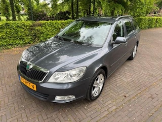 Skoda Octavia Combi 1.2TSI Ambition Business/Trekhaak/Navi/Cruise/Airco/Apk Nieuw