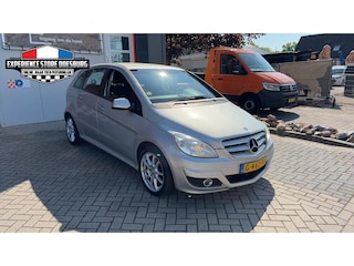 Mercedes-Benz B-klasse 170 1e eigenaar, trekhaak én stoelverwarming