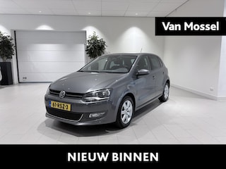 Volkswagen Polo 1.2 TSI Highline Cruise Control |Electronic Climate Controle | Extra Getint Glas | Lederen Stuurwiel en Versnellingspook | Lichtmetalen Velgen 15'' | Sportstoelen | Audio Installatie | Multimedia-Voorbereiding | Parkeersensor Achter