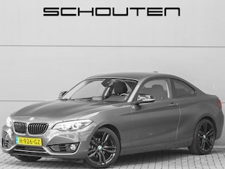 BMW 2-serie Coupé 218i Executive Edition Camera Parkeerhulp 18"