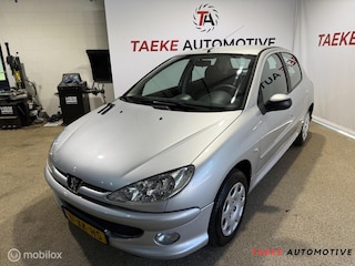 Peugeot 206 1.4 Forever AIRCO/5DRS/GOEDONDERHOUDEN
