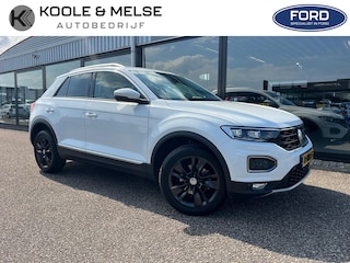 Volkswagen T-Roc 1.5 TSI 150pk T-Roc Sport, trekhaak, automaat