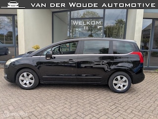 Peugeot 5008 1.6 THP Blue Lease Executive 7p.