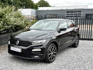 Volkswagen T-Roc 1.0 TSI Style Navi|Media|PDC|Lineast Zwart