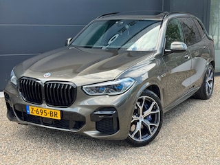 BMW X5 XDrive45e High Executive | Innovation pack | Comfort stoelen | Pano | Trekhaak | Nappa leder | Harman Kardon | Head-up