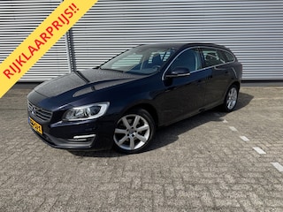 Volvo V60 1.5 T3 Momentum,Automaat,Navigatie,nwe Distributie,extra winterset