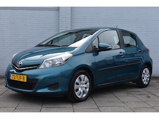 Toyota Yaris 1.3 VVT-i Aspiration Automaat 100pk | Trekhaak | Cruise control | Achteruitrijcamera |
