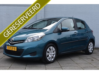 Toyota Yaris 1.3 VVT-i Aspiration Automaat 100pk | Trekhaak | Cruise control | Achteruitrijcamera |