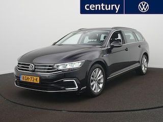 Volkswagen Passat Variant 1.4 TSI PHEV GTE Business Automaat - LED - Navigatie - Stoelverwarming - ACC - Camera - Ergo-comfort bestuurdersstoel - Achterklep elektrisch