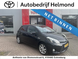 Toyota Yaris 1.5 Full Hybrid Dynamic Panoramadak