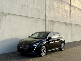 Peugeot 208 1.2 GT | Pano | Virtual | cam | CarPlay | Keyle