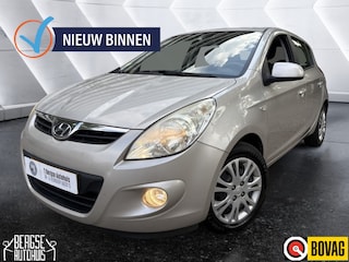 Hyundai i20 1.2i Dynamic Elek.Ramen Airco Nap