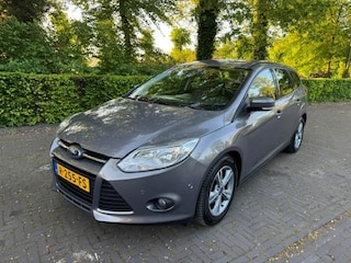 Ford Focus Wagon 1.0 Titanium Pdc/Airco/Apk Nieuw