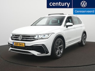 Volkswagen Tiguan 1.4 TSI eHybrid R-Line Business+ Automaat - Panoramisch schuif- kanteldak - Trekhaak - Navigatie - Leer - Side Assist - Stoelverstelling elektrisch