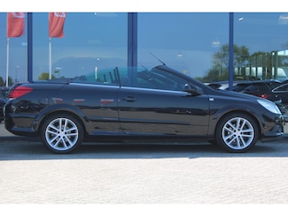 Opel Astra TwinTop 1.8 140PK Cosmo ECC 17'' LMV NL-AUTO