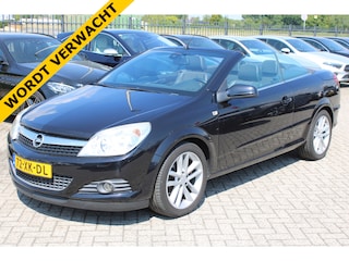 Opel Astra TwinTop 1.8 140PK Cosmo ECC 17'' LMV NL-AUTO