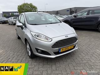Ford Fiesta 1.0 EcoBoost Titanium,5drs,Airco,Cruise,Led,P.sensoren