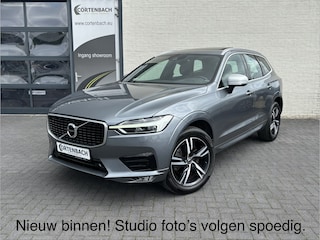 Volvo XC60 2.0 T5 R-Design | Adaptieve cruise | Zwenkbare trekhaak | Panoramadak | Bliss |