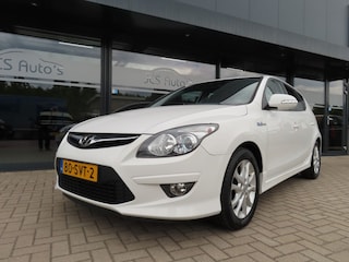 Hyundai i30 1.4i i-Motion Ecc Cruise 16 Inch Pdc Trekhaak 2011